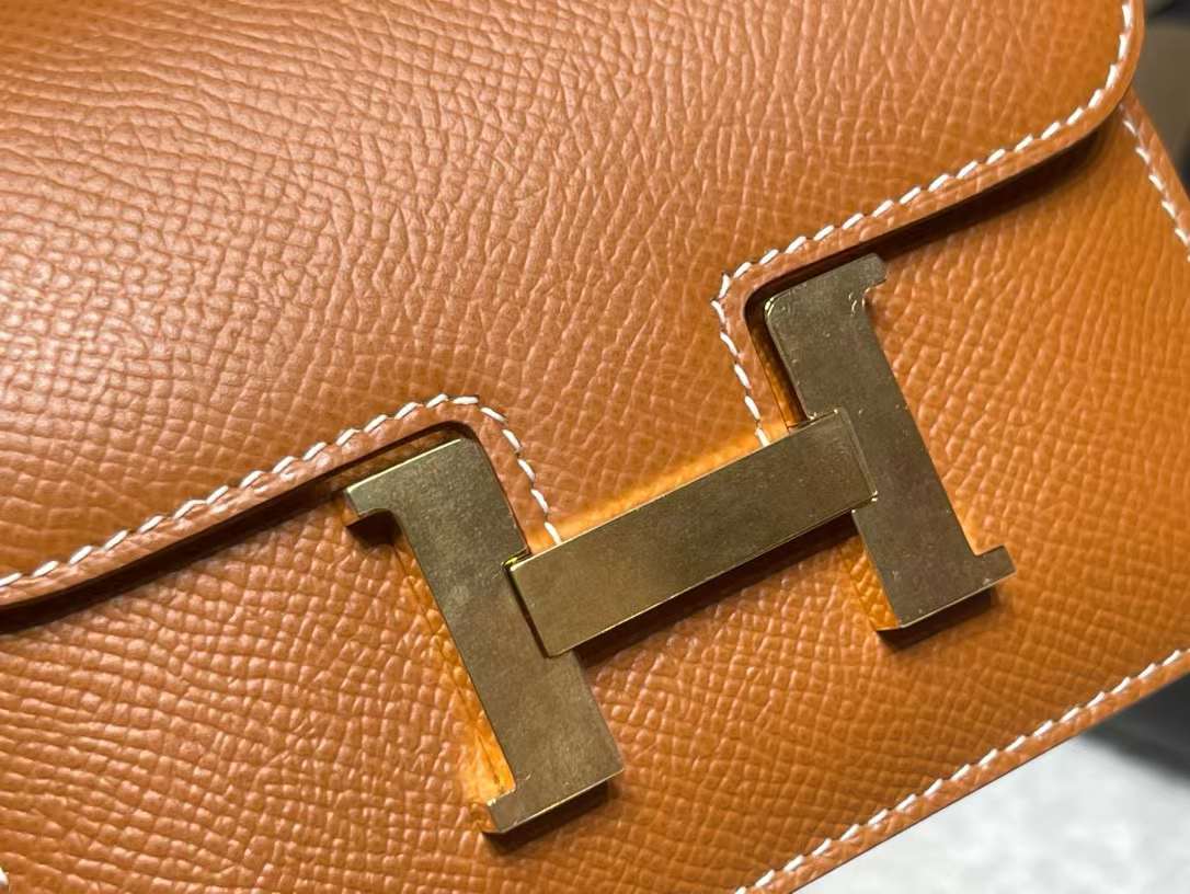 Hermès Constance Slim Purse view 7