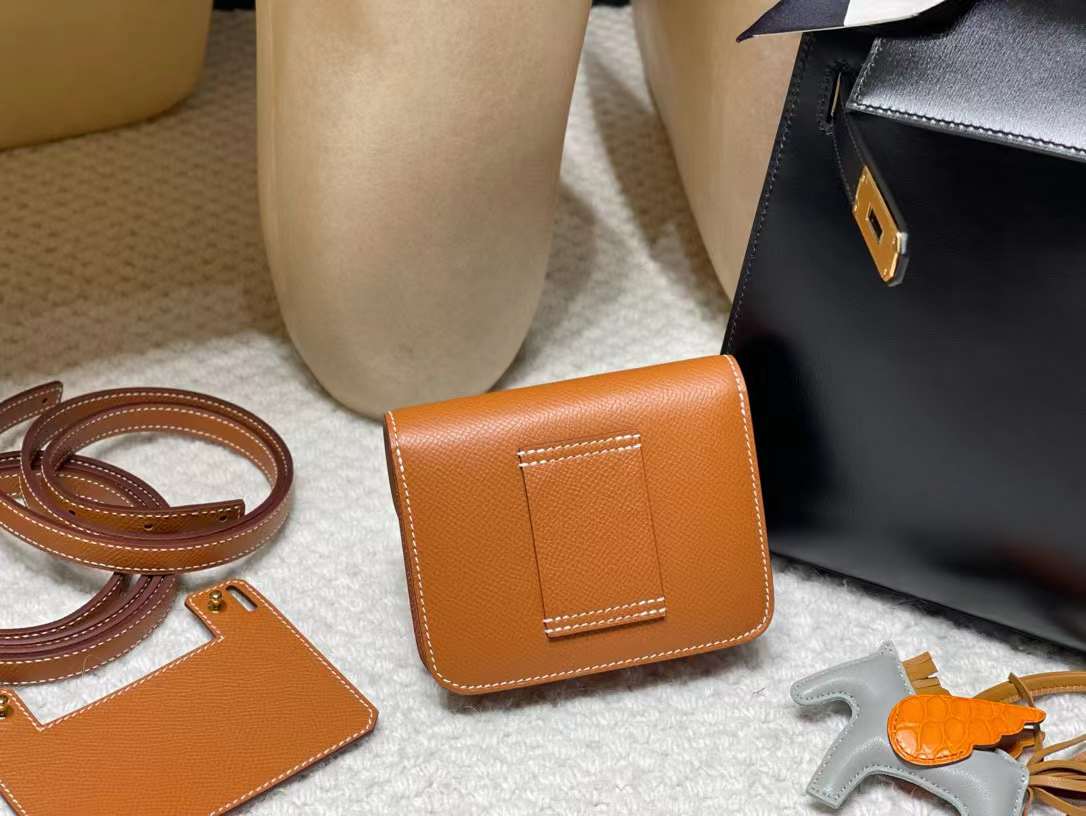 Hermès Constance Slim Purse view 9