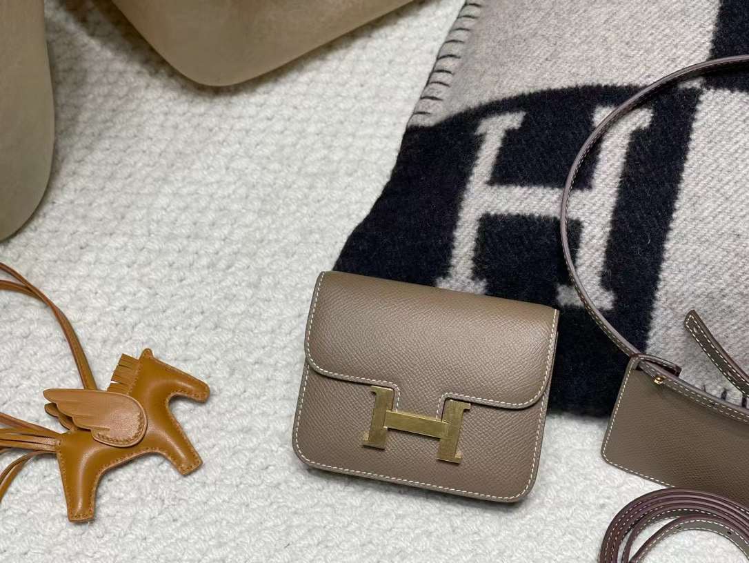 Hermès Constance Slim Purse view 1