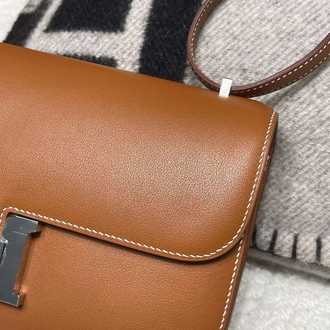 Hermès Constance Elan view 2
