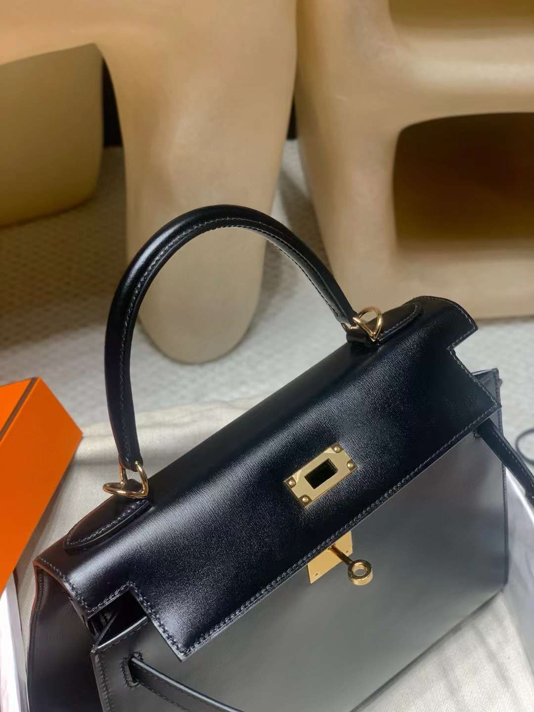 Hermès Kelly 28 Box view 4