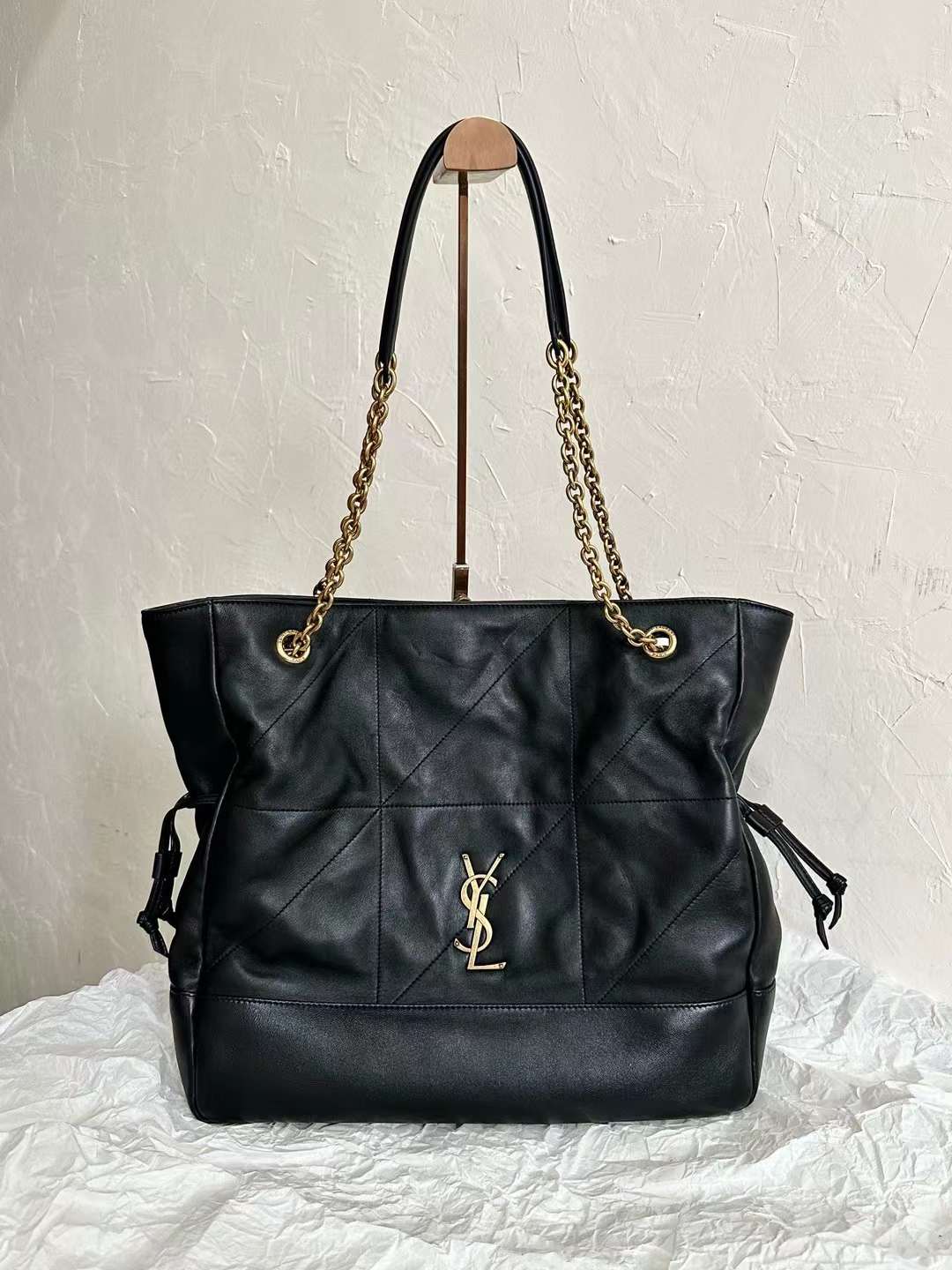 Saint Laurent Jamie 4.3 Large Pochon view 1