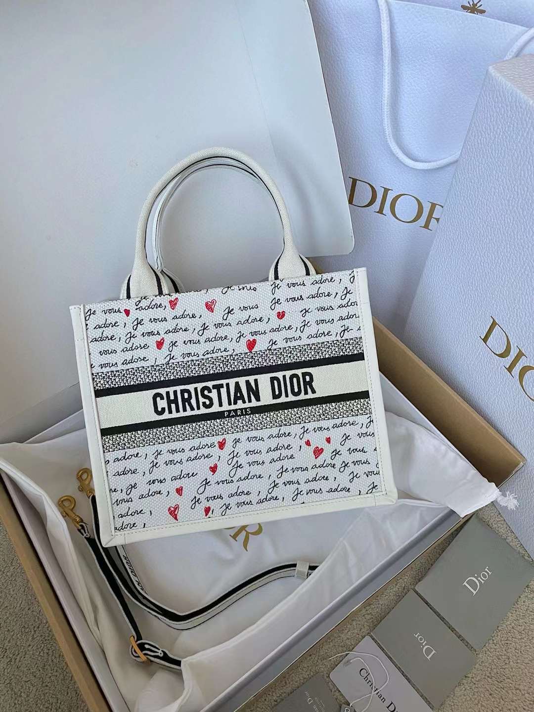 Dior amour Small Book Tote view 1
