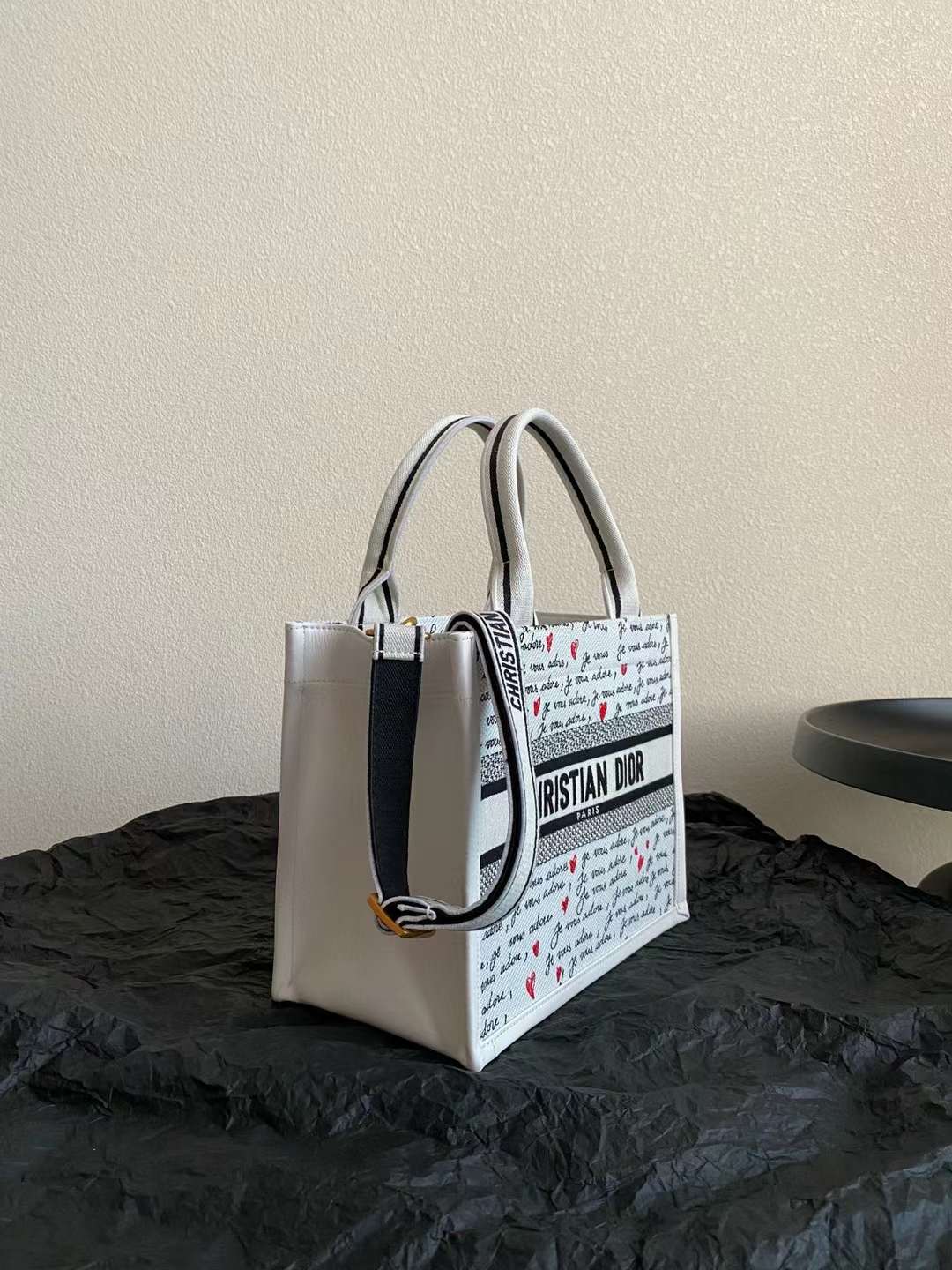 Dior amour Small Book Tote view 3