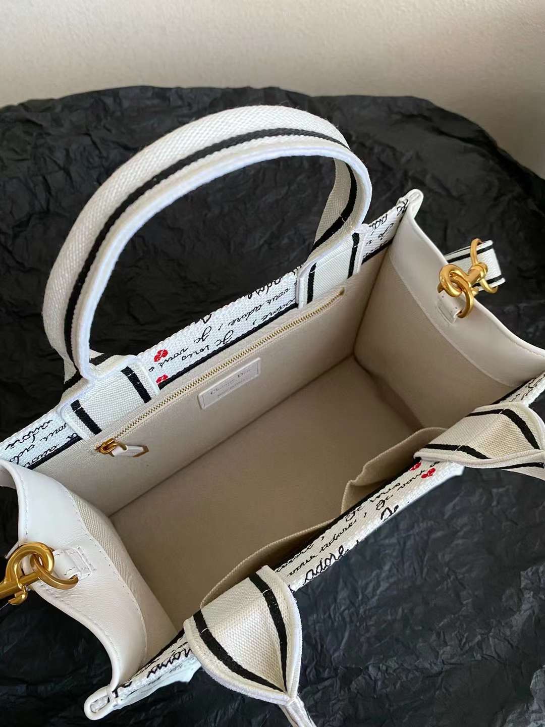 Dior amour Small Book Tote view 7