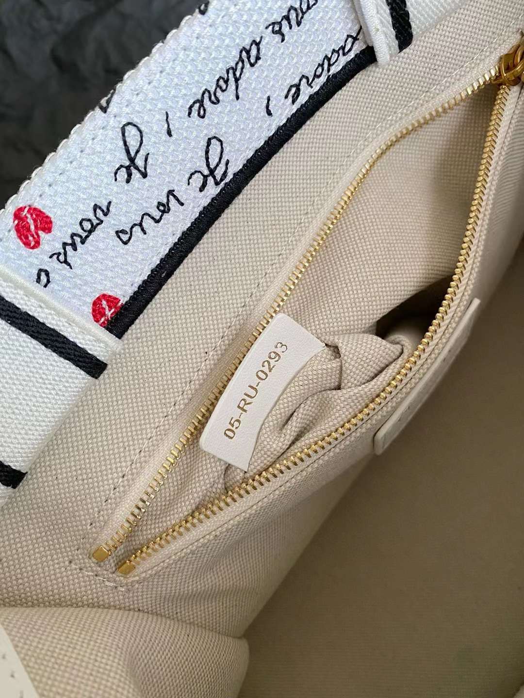 Dior amour Small Book Tote view 9