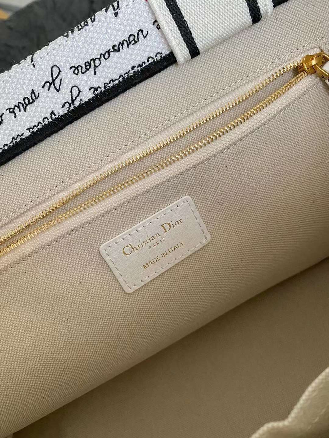 Dior amour Medium Book Tote view 8