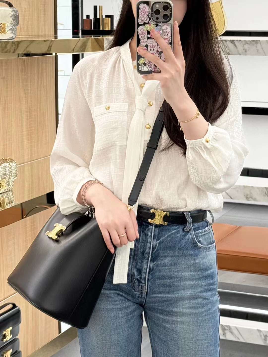 Celine Medium Louise Bag In Smooth Calfskin view 9
