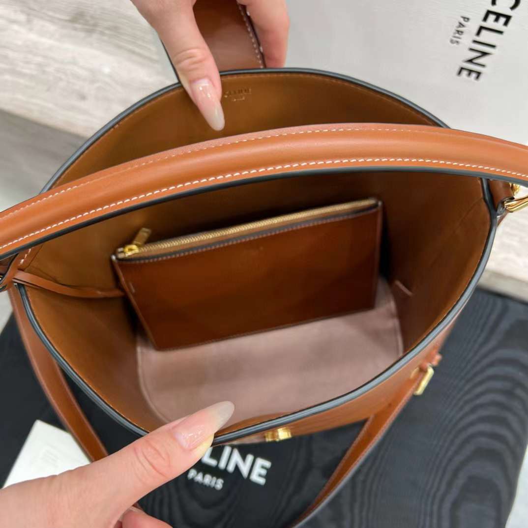 Celine Medium Louise Bag In Smooth Calfskin view 4