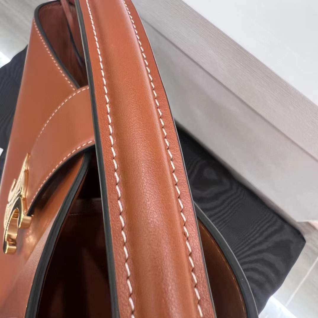 Celine Medium Louise Bag In Smooth Calfskin view 8