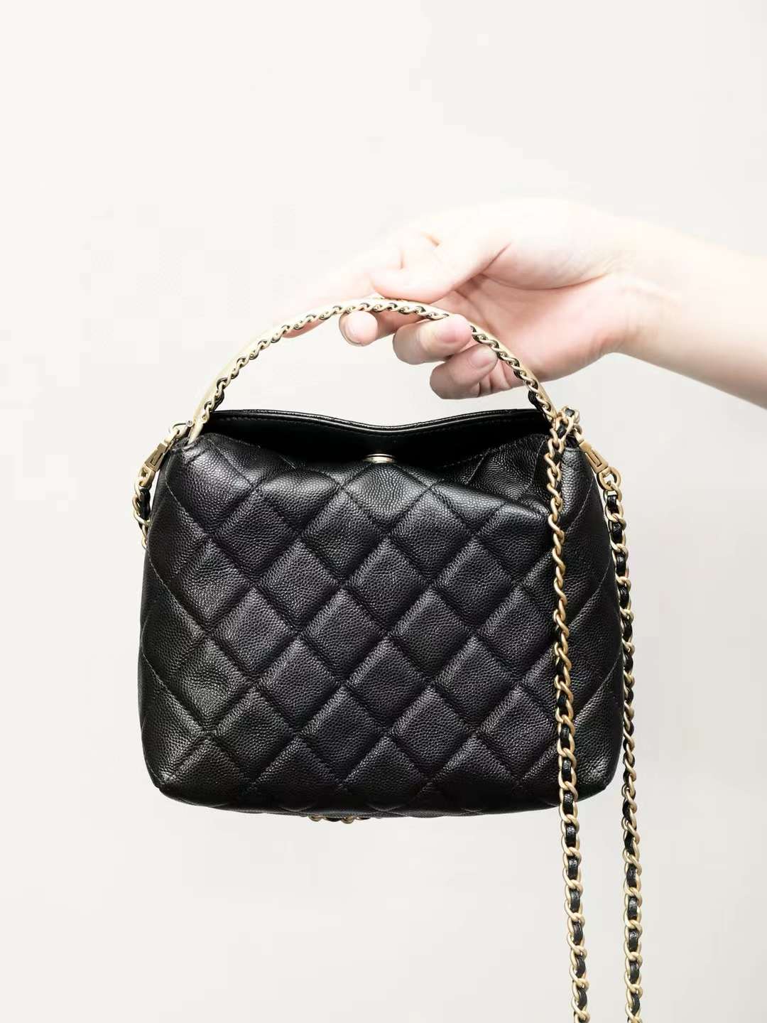 Chanel 24a Clutch With Chain view 2
