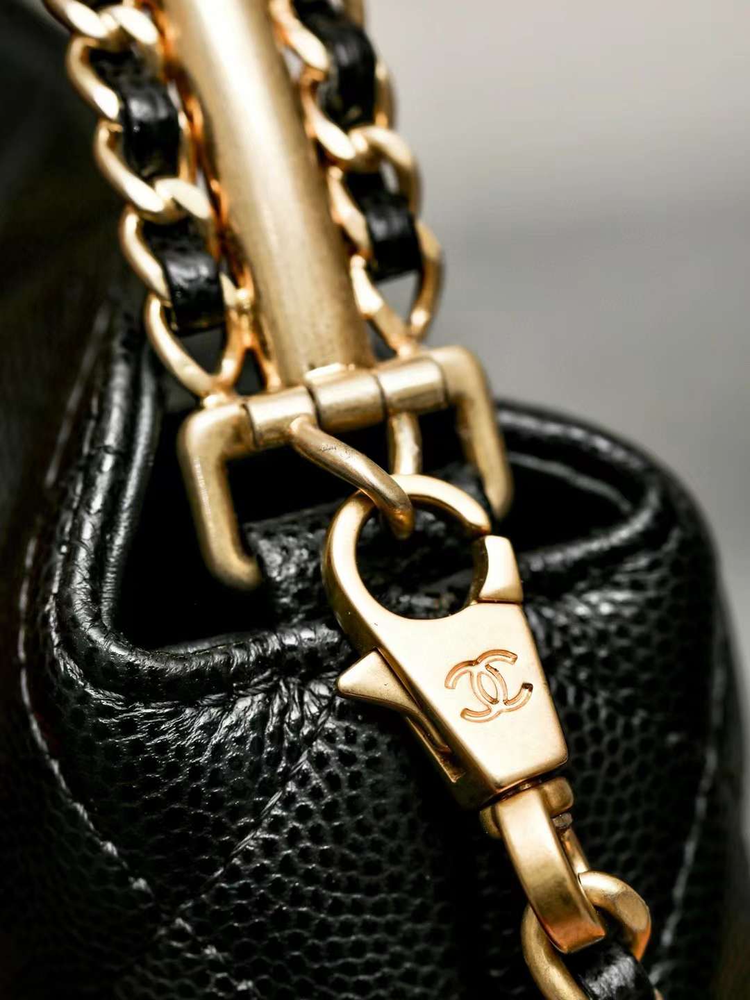 Chanel 24a Clutch With Chain view 5
