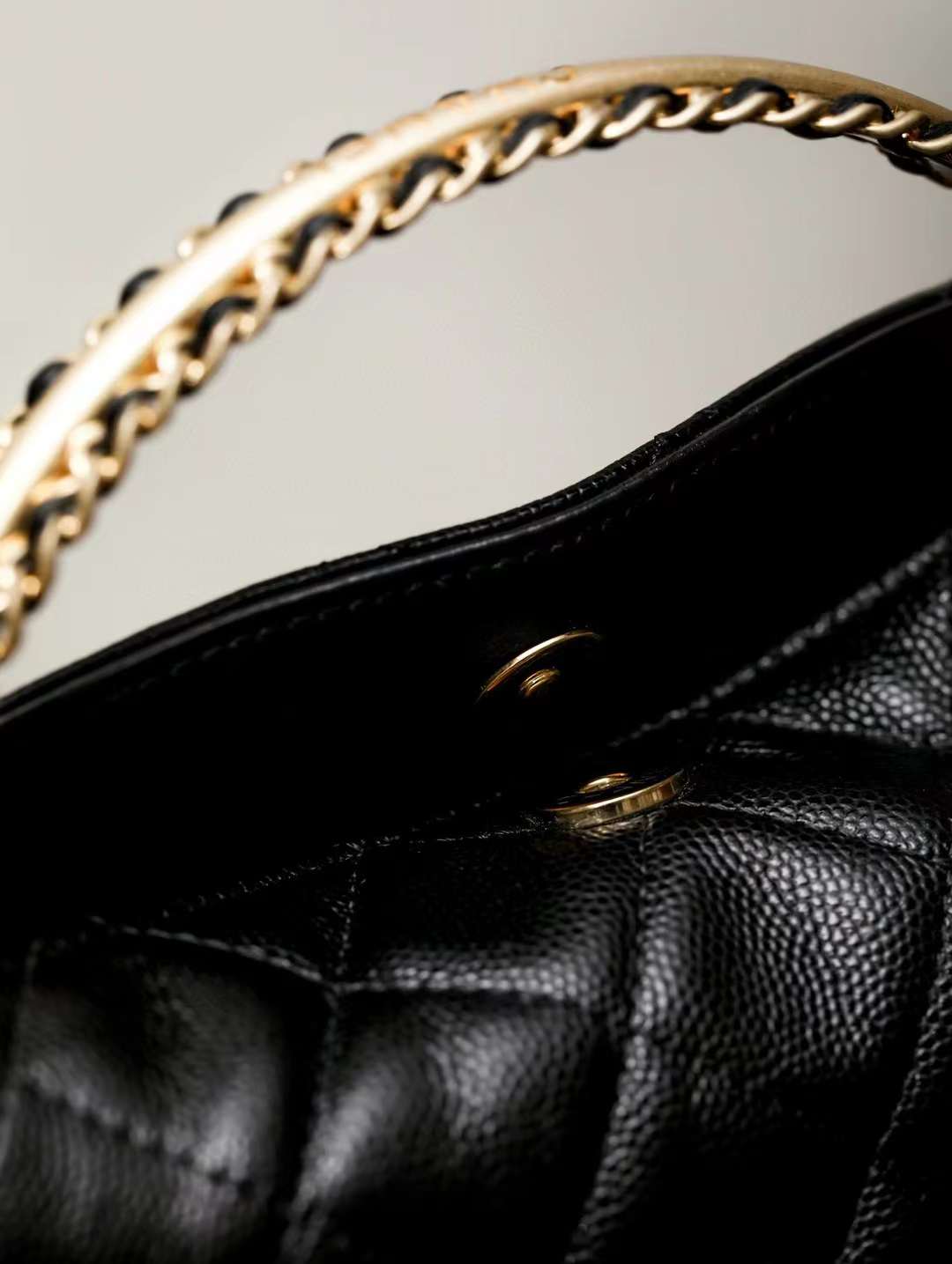 Chanel 24a Clutch With Chain view 7