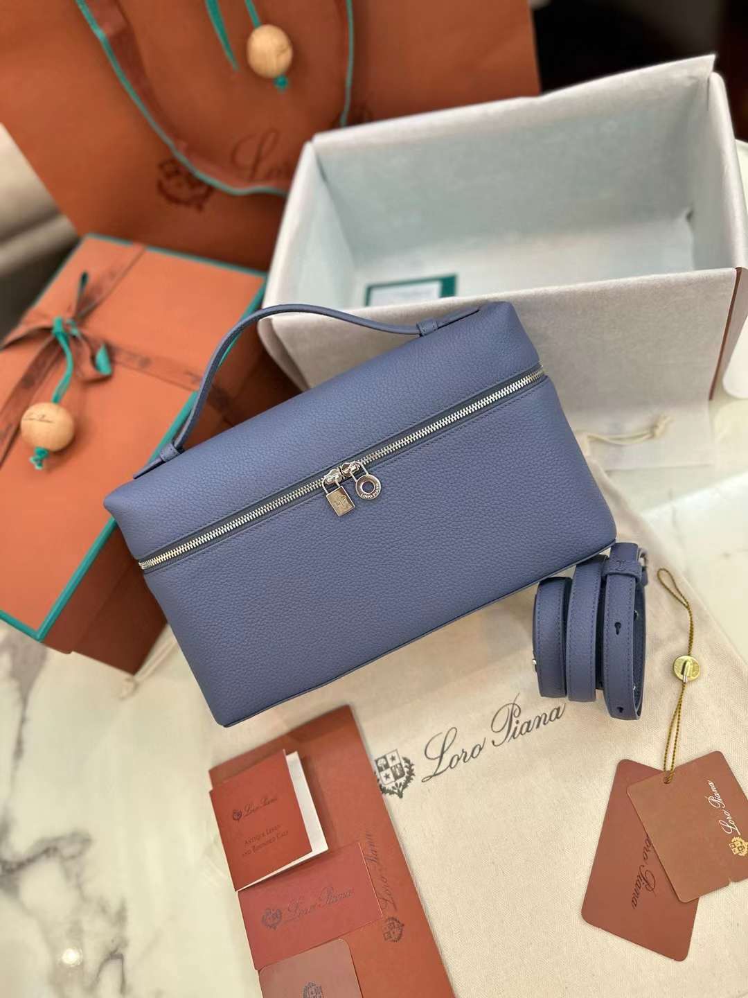 Loro Piana Extra Poket L27 view 2