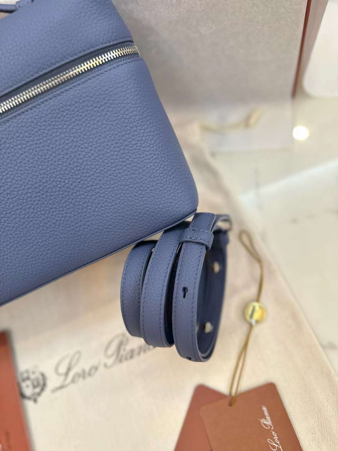 Loro Piana Extra Poket L27 view 3