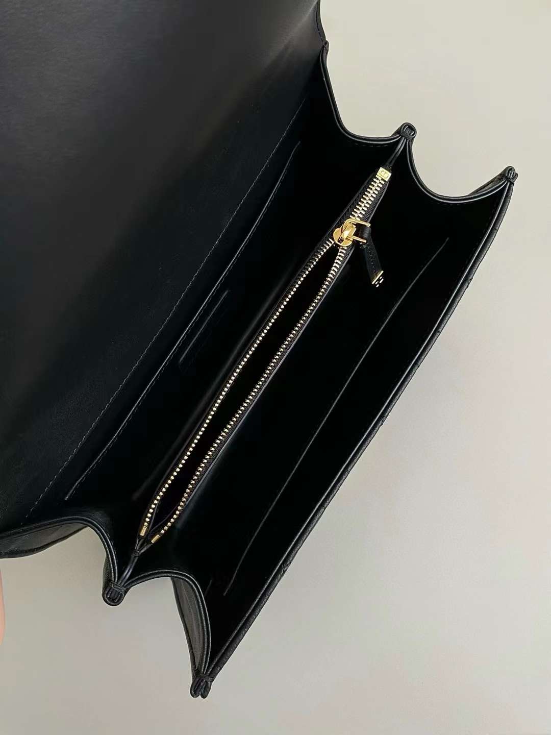 Dior small ANGE BAG view 4