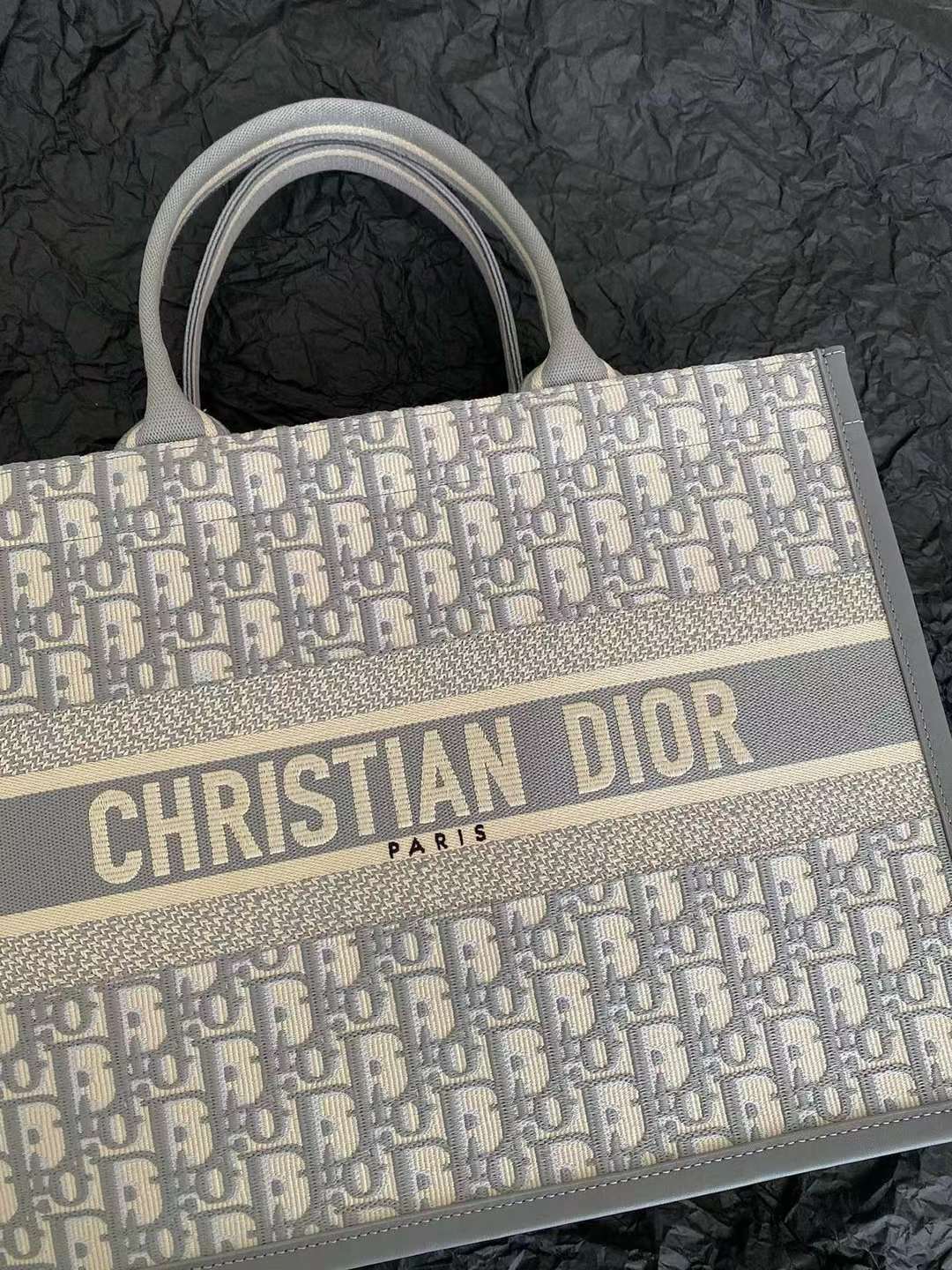 Dior Medium Book Tote view 6