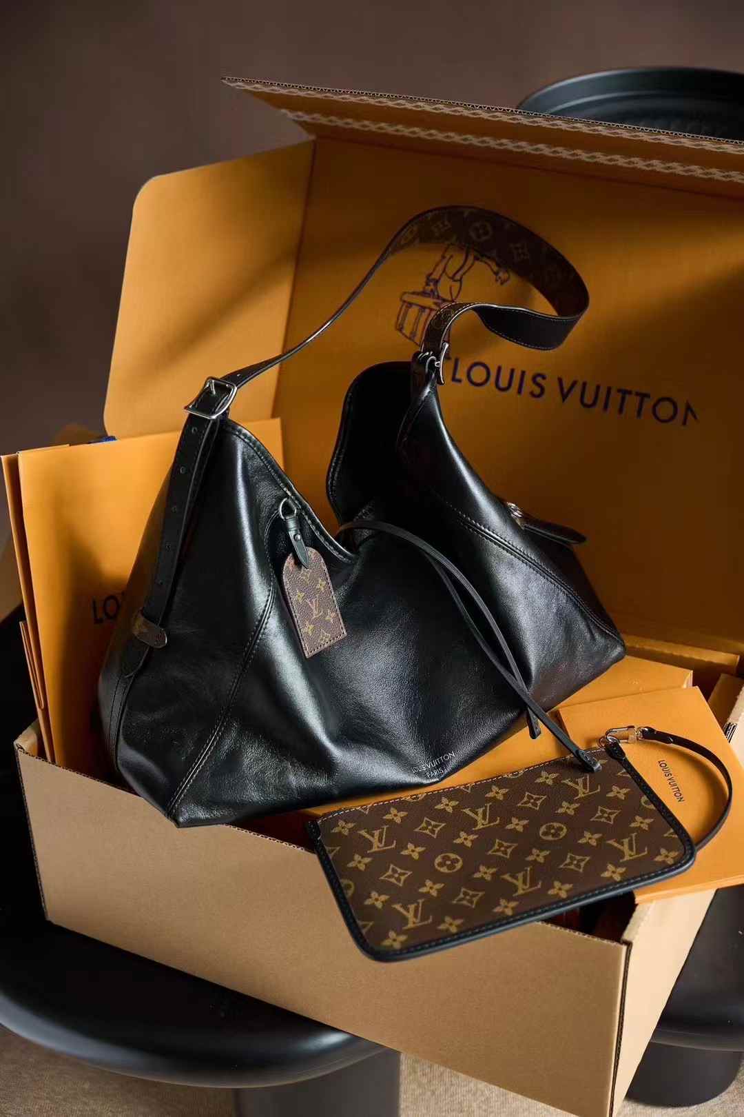 Louis Vuitton Carryall Dark Mm Bag M25143 view 1