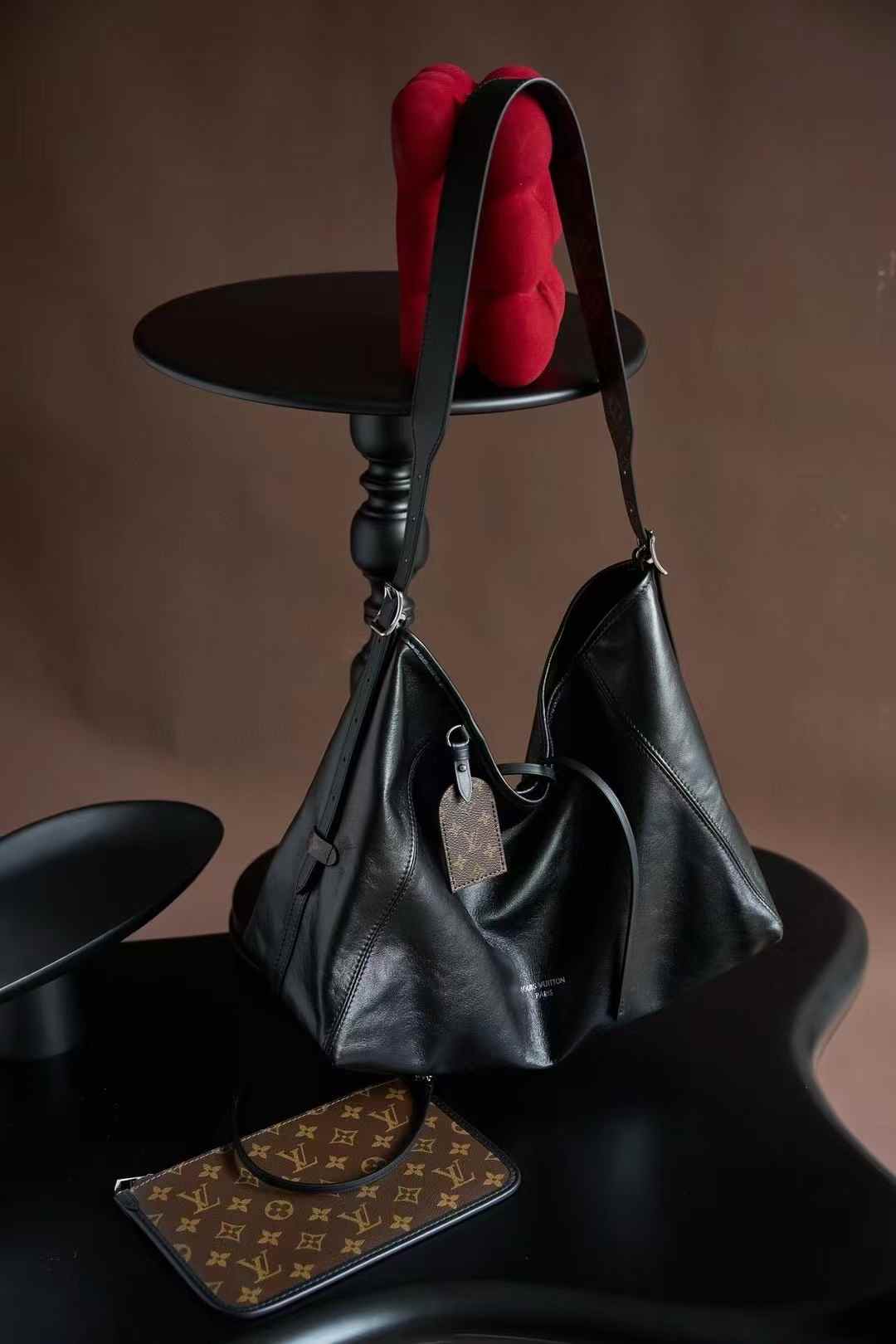 Louis Vuitton Carryall Dark Mm Bag M25143 view 3