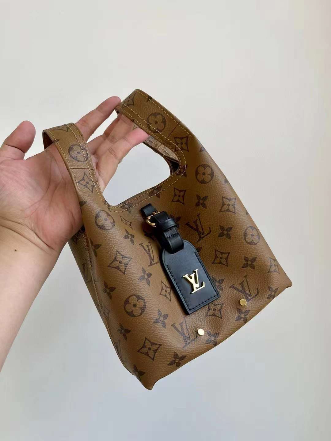 Louis Vuitton Atlantis Bb Bag view 1