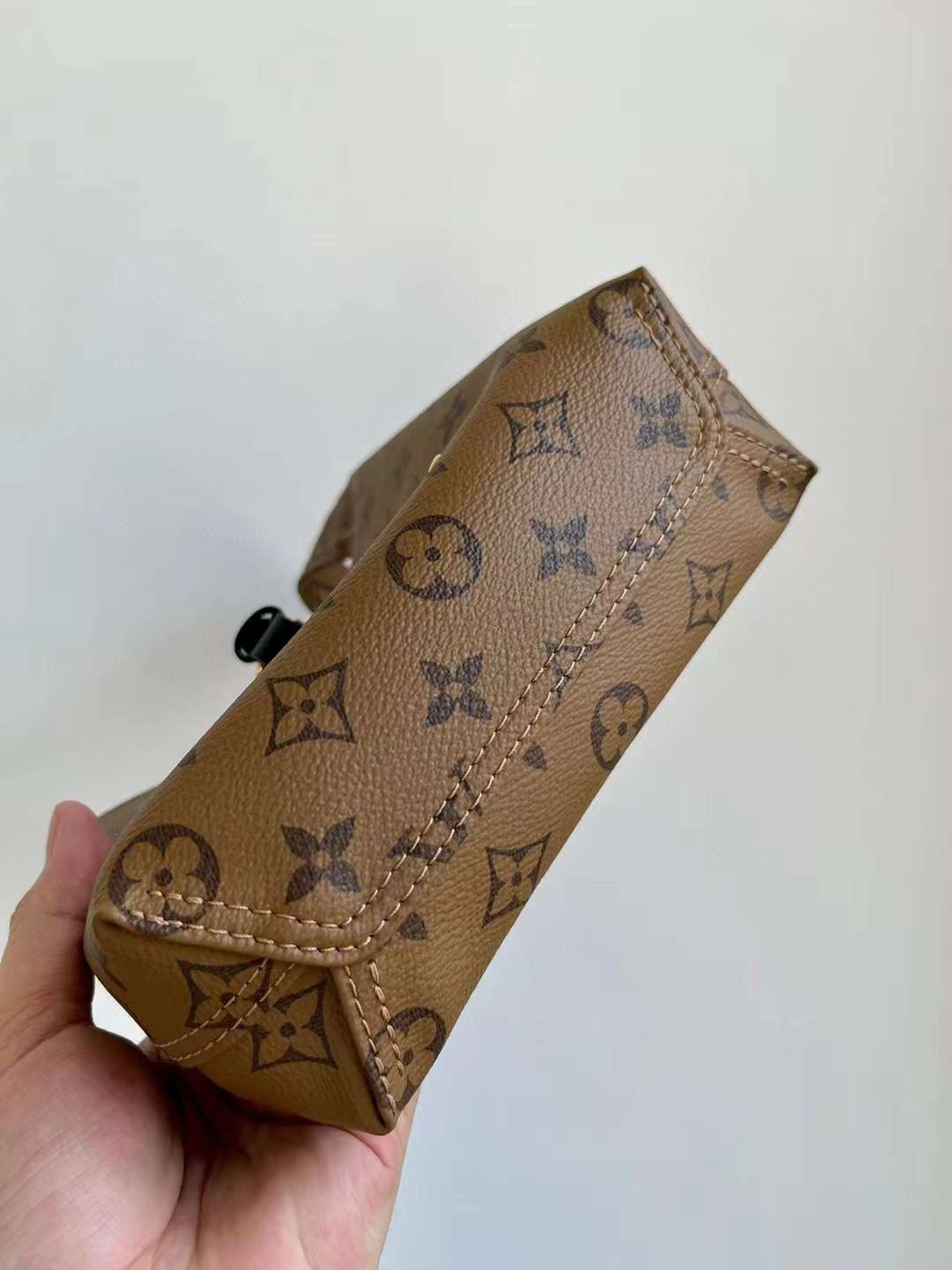 Louis Vuitton Atlantis Bb Bag view 7