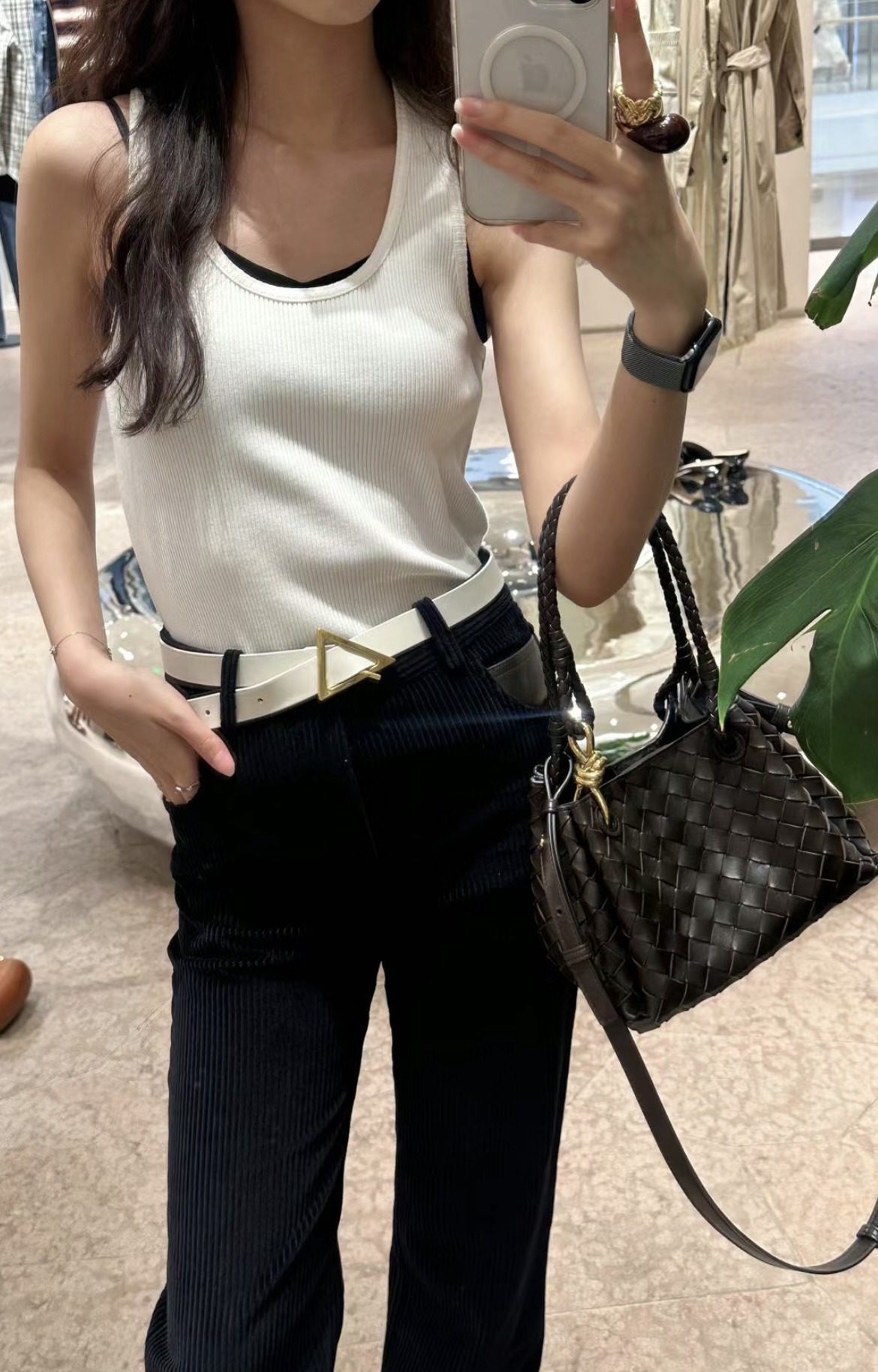 Bottega Veneta andiamo bag view 9