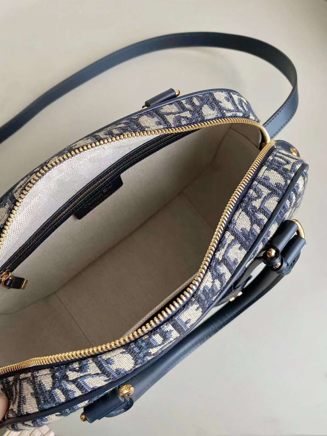 Dior D VIBE bowling bag view 12