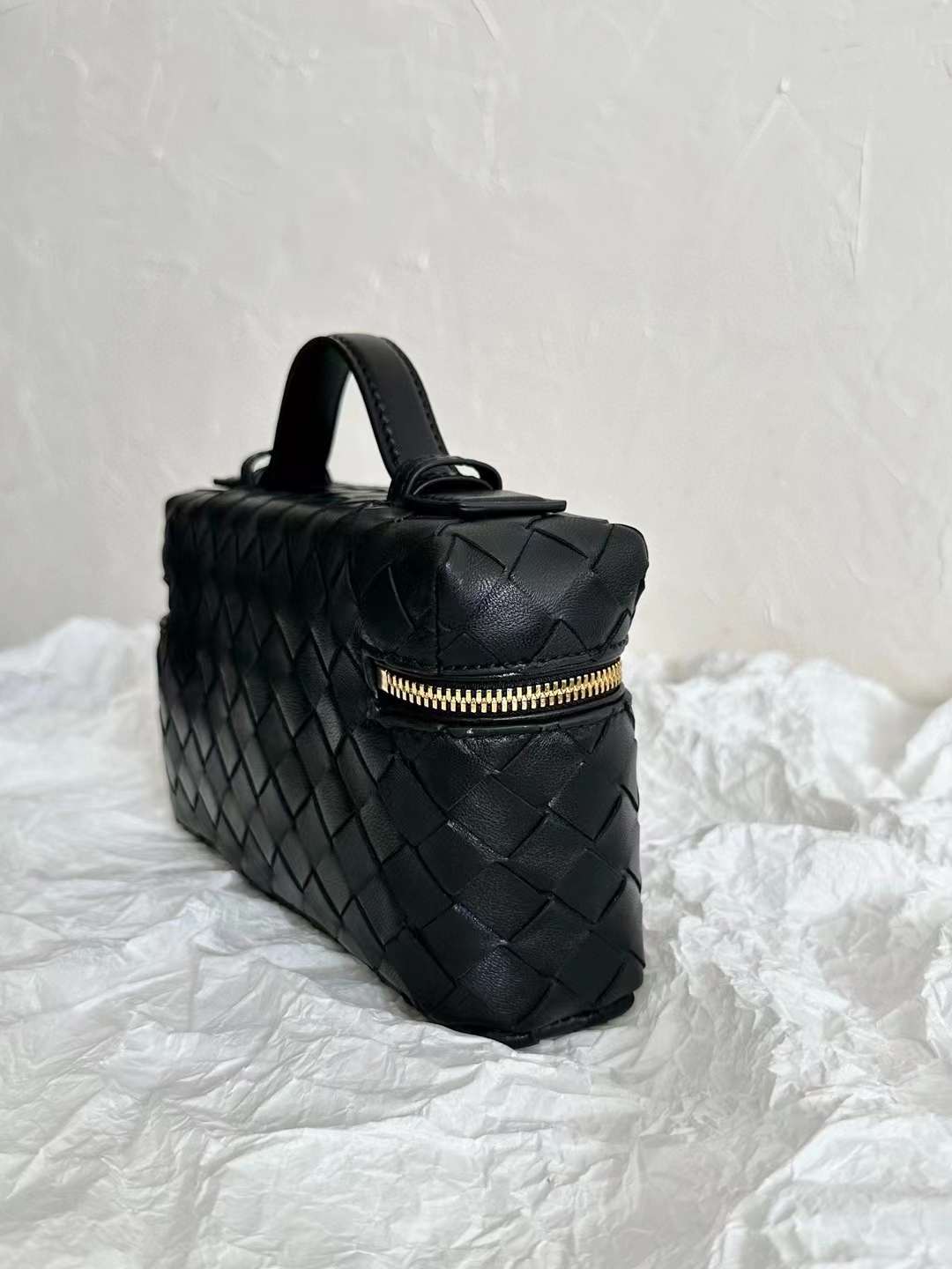 Bottega Veneta BV vanity Knit small box bags view 3