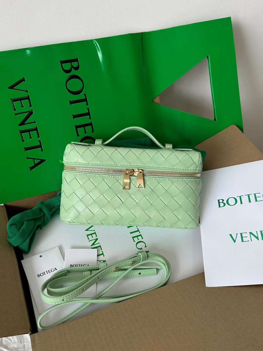 Bottega Veneta BV VANITY Knit small box bags view 1