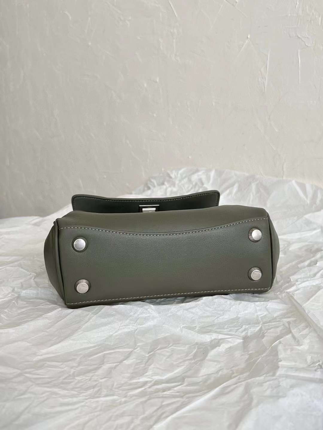 Balenciaga Rodeo Mini Bag view 4