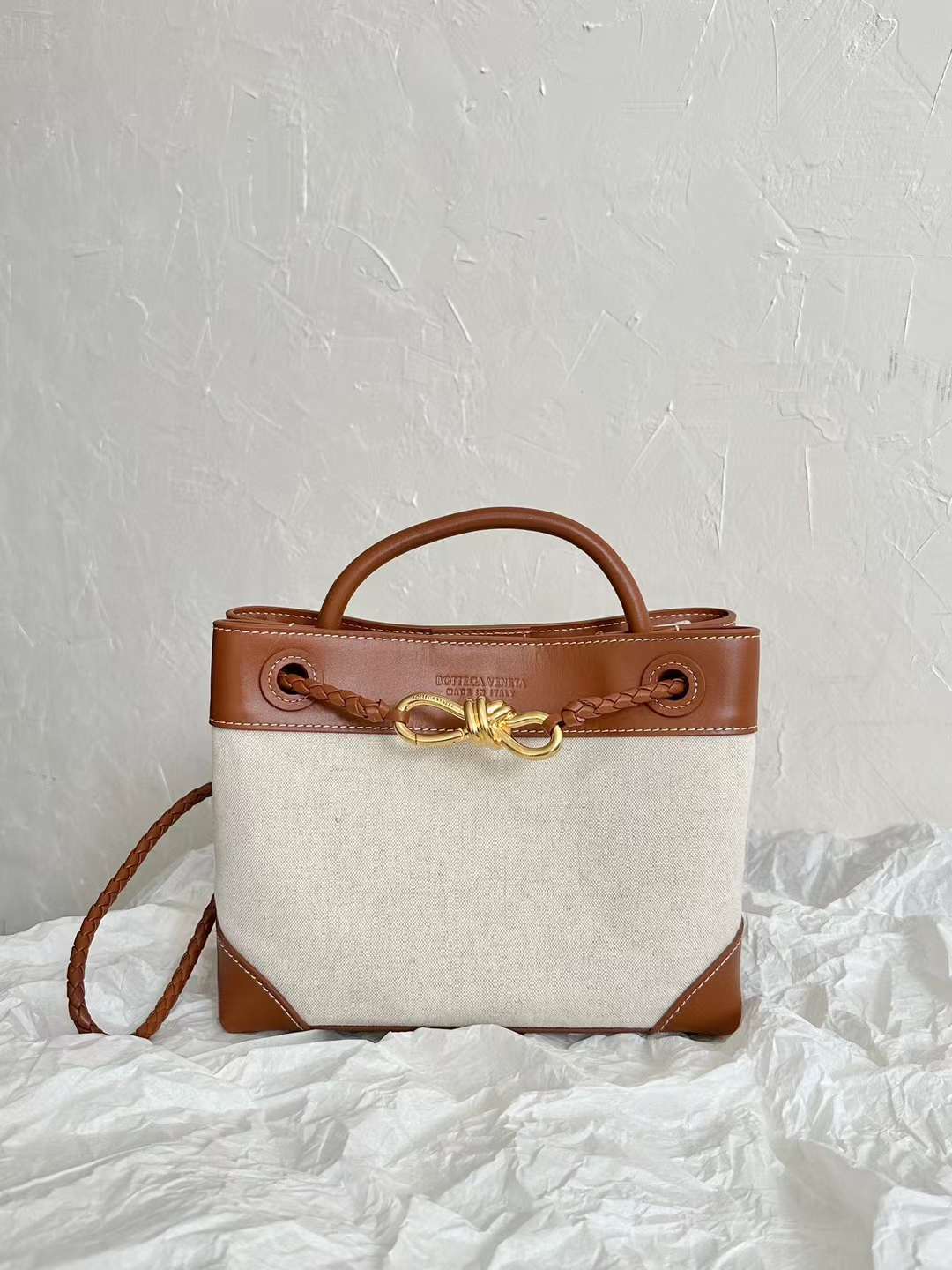 Bottega Veneta BV andiamo bag view 2