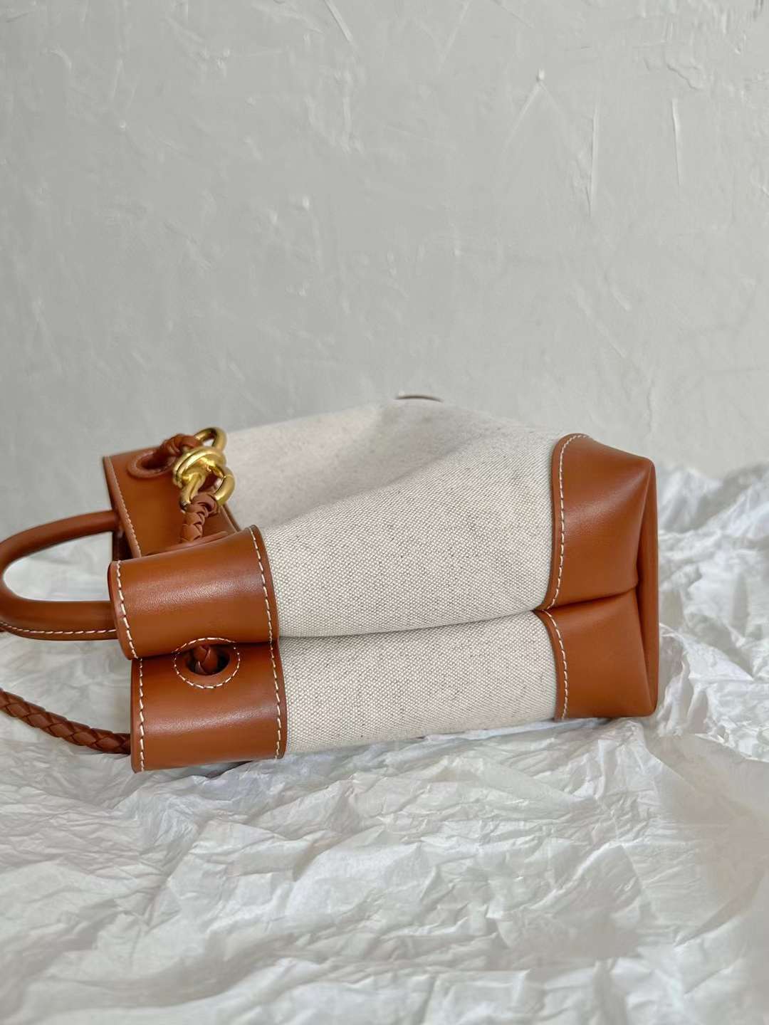 Bottega Veneta BV andiamo bag view 3
