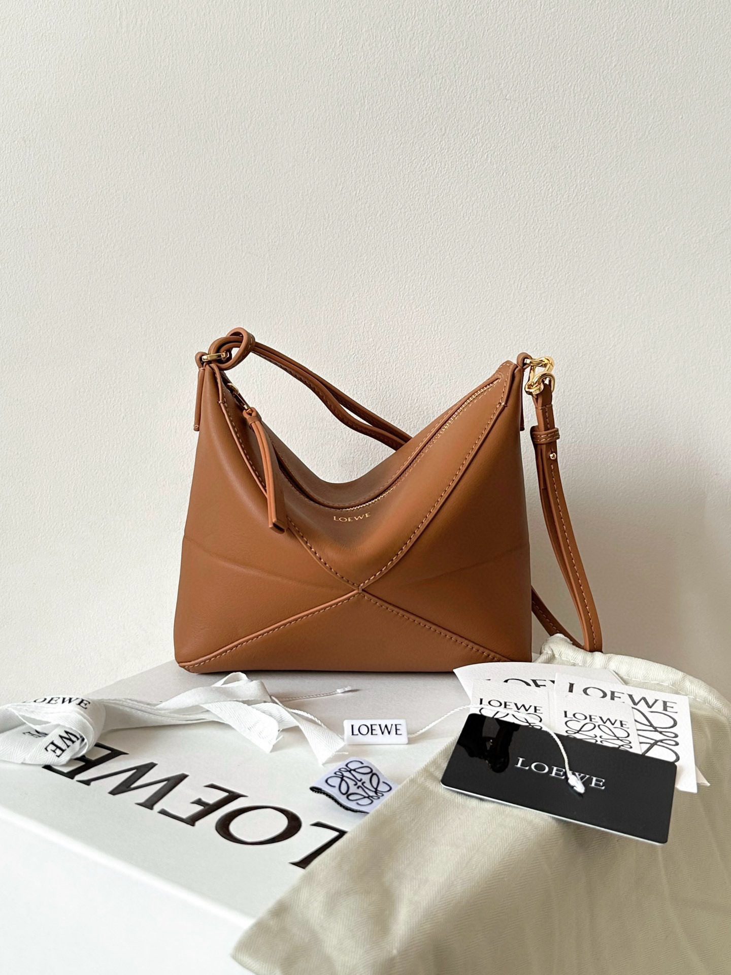 Loewe puzzle fold pouch view 1
