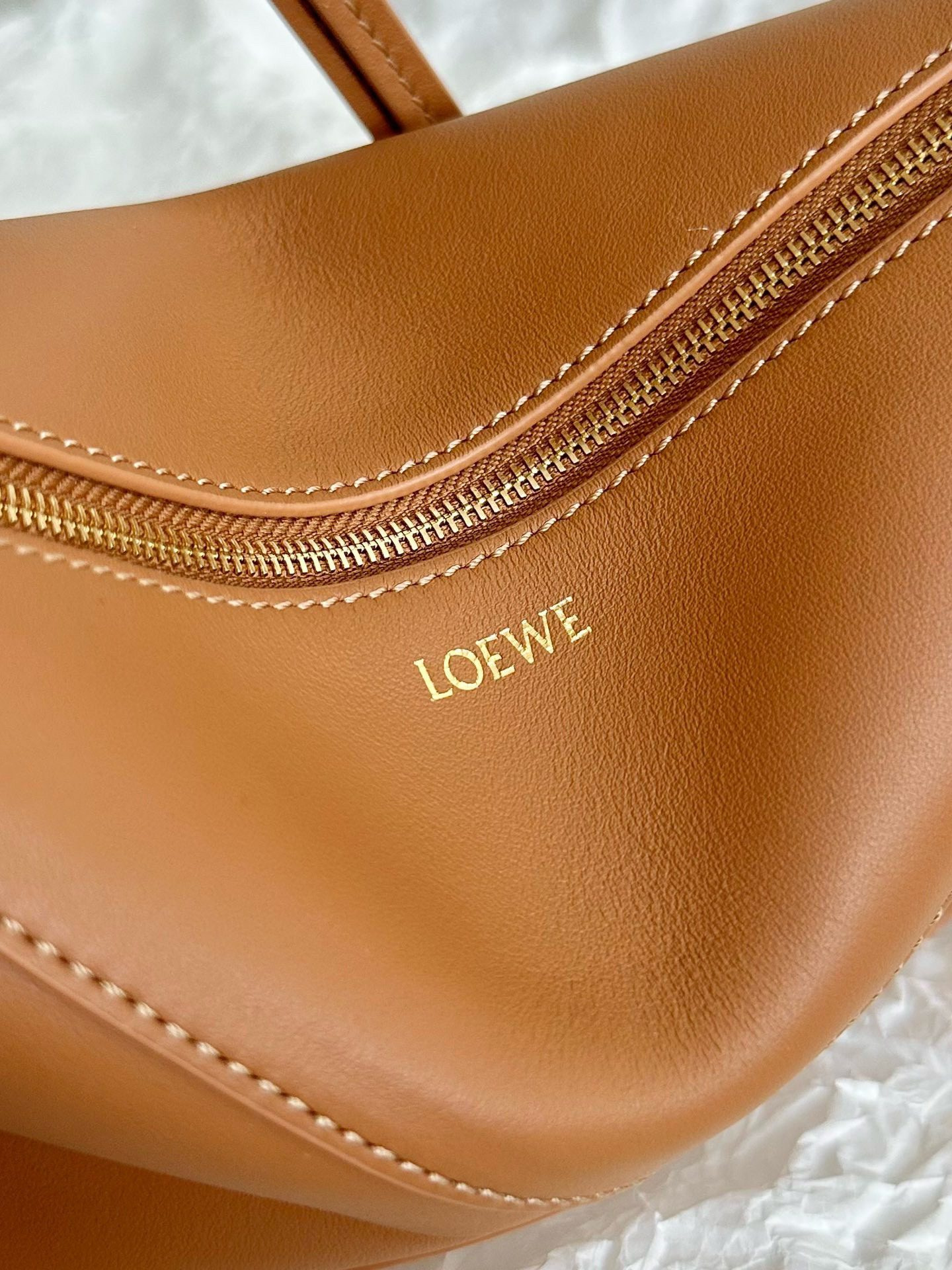 Loewe puzzle fold pouch view 5