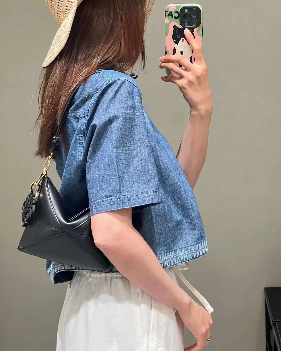 Loewe puzzle fold pouch view 10