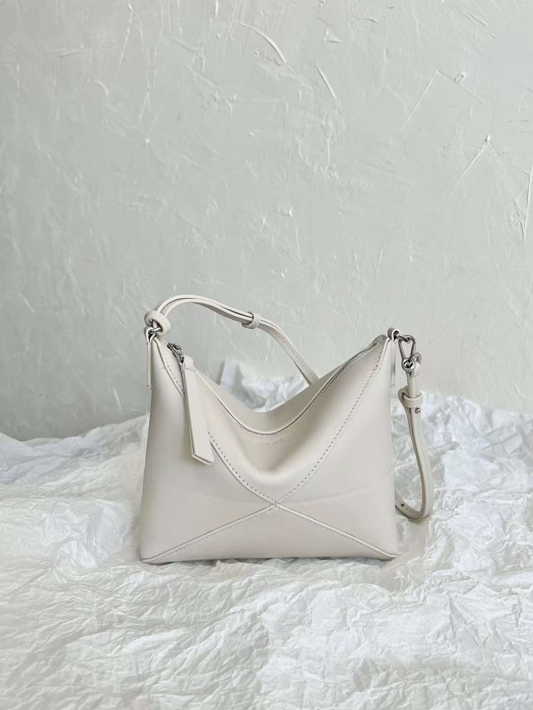 Loewe Puzzle Fold Pouch view 2