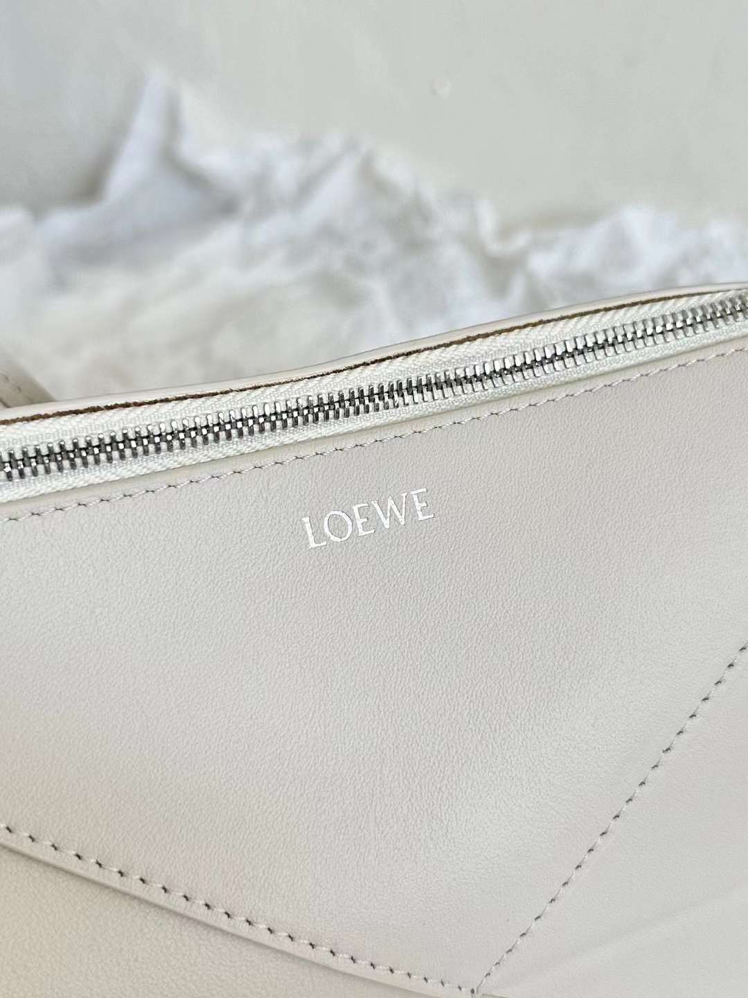 Loewe Puzzle Fold Pouch view 4