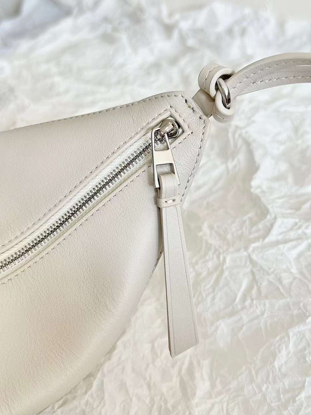 Loewe Puzzle Fold Pouch view 5