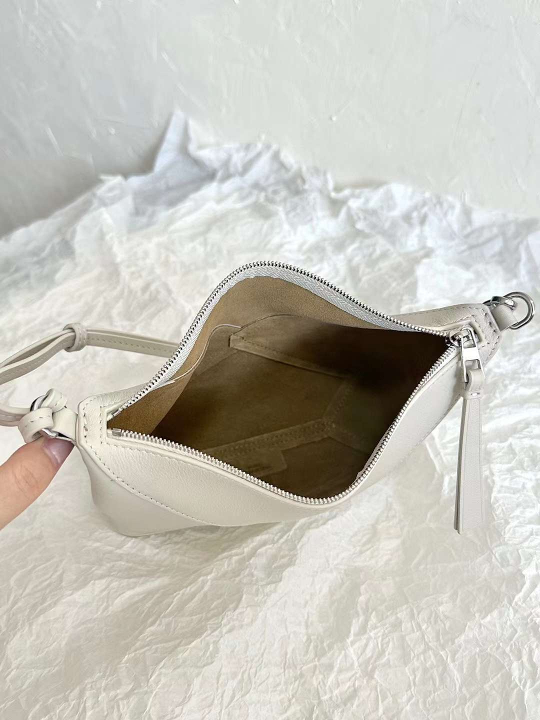 Loewe Puzzle Fold Pouch view 7