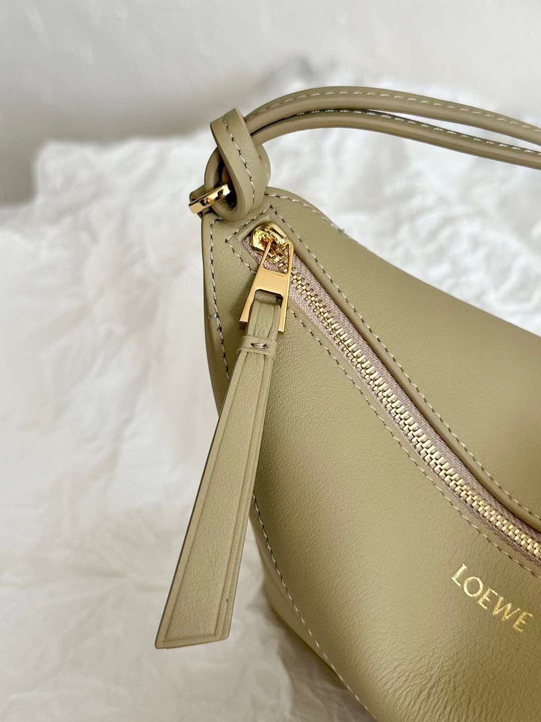 Loewe Puzzle Fold Pouch view 6