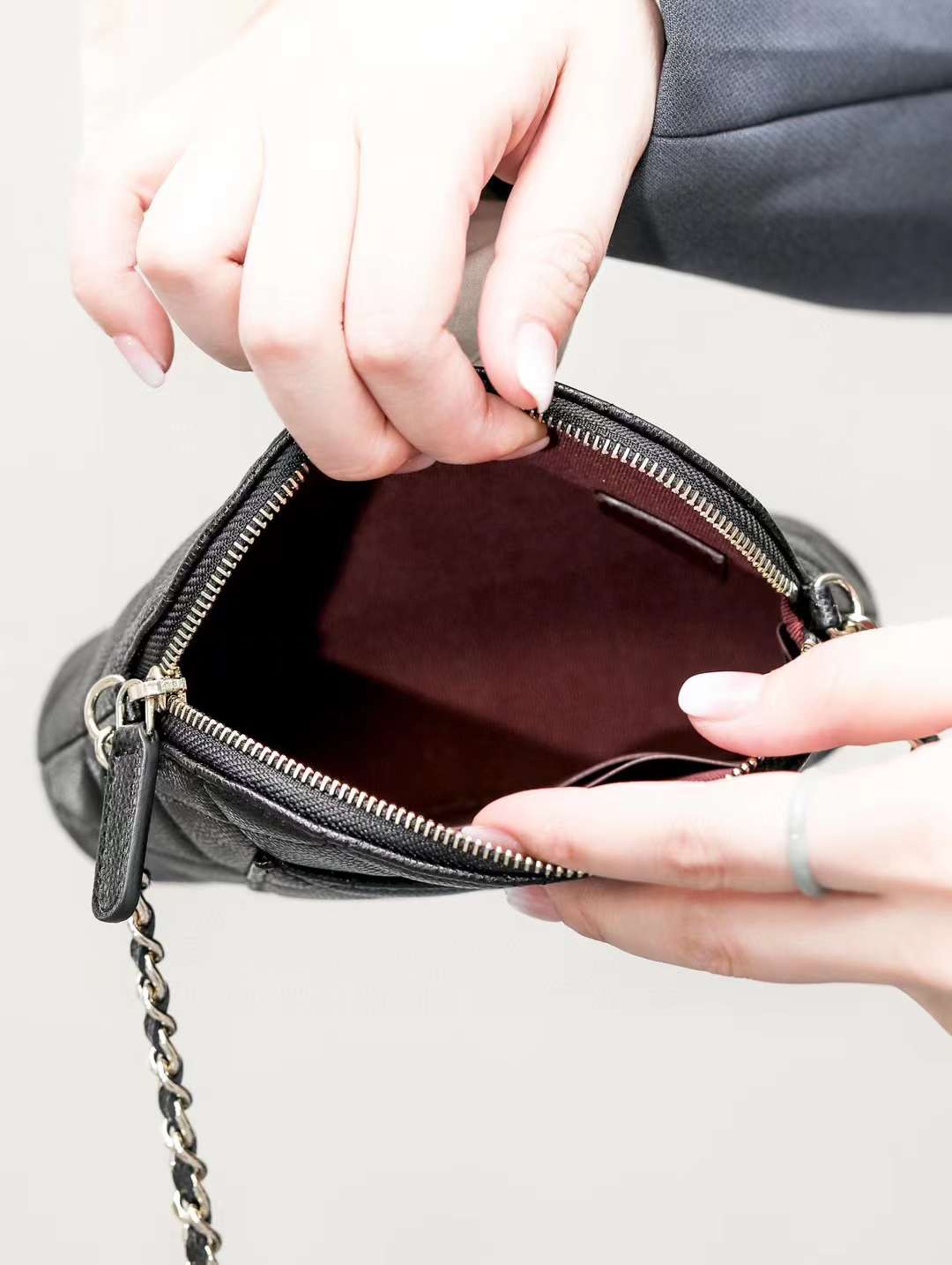 Chanel 24C classic clutch with chain view 3