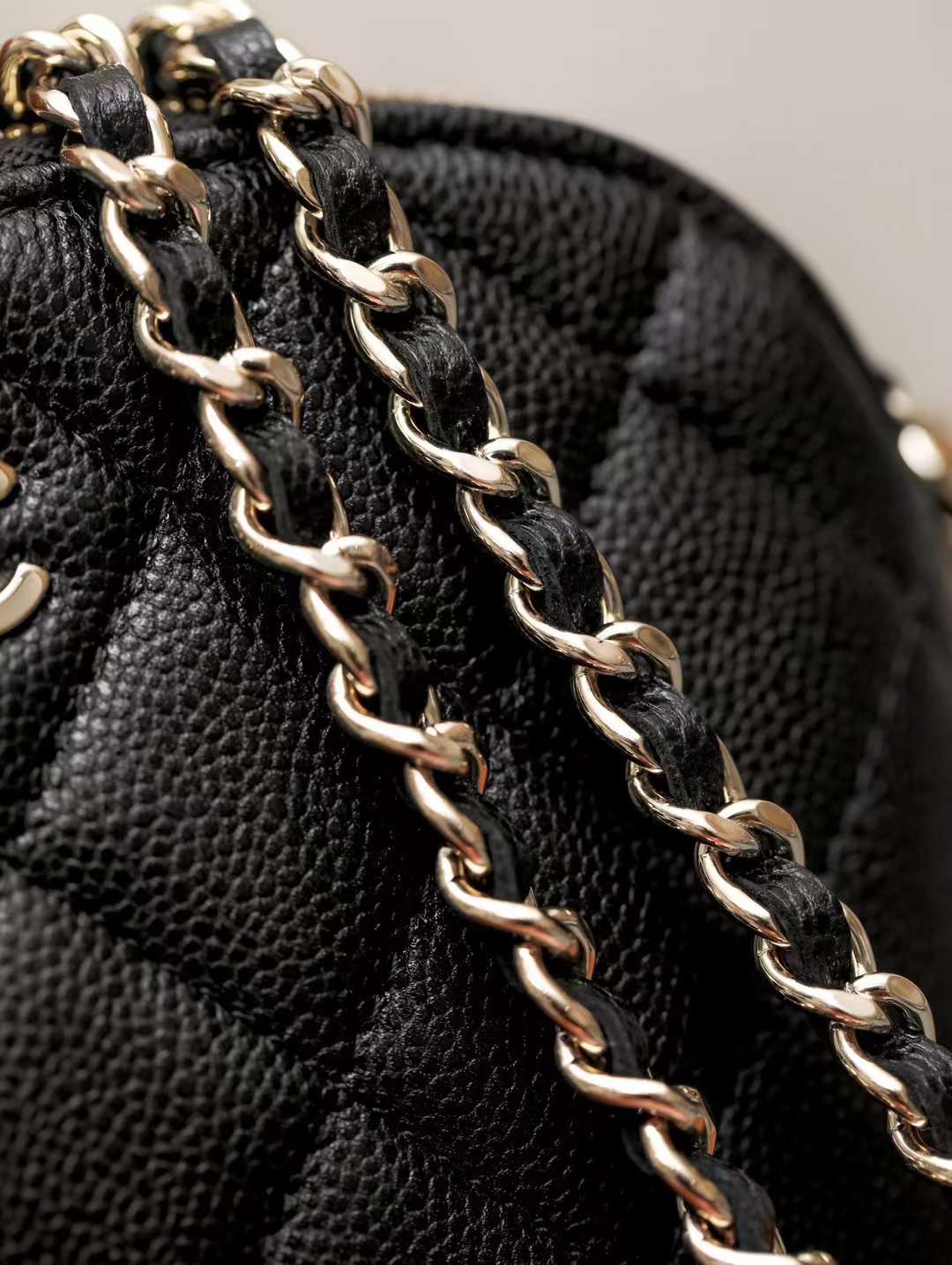 Chanel 24C classic clutch with chain view 7