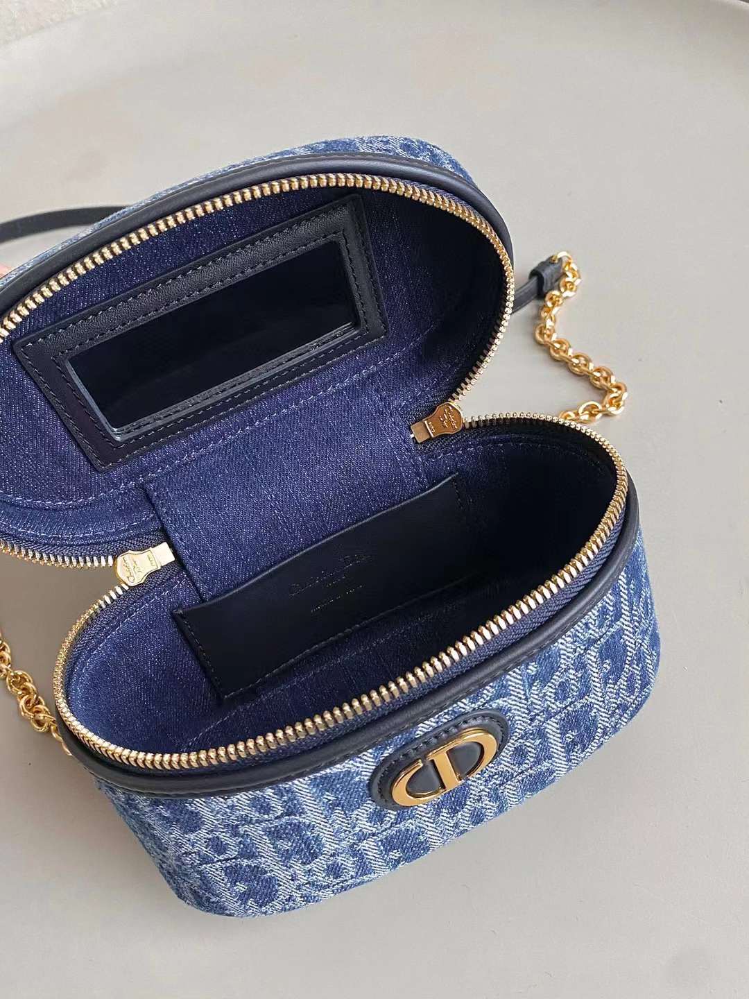 Dior 2024 caro vanity BAG view 8