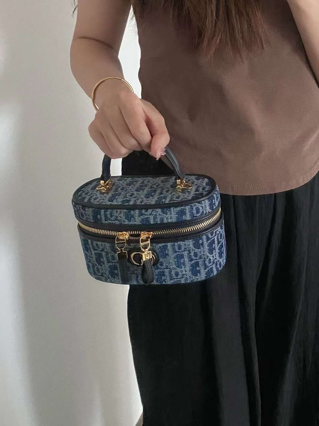 Dior 2024 caro vanity BAG view 9