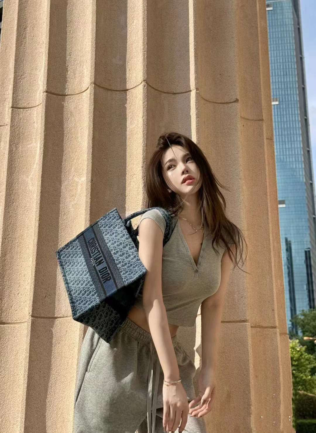 Dior Cd Book Tote Bag view 9