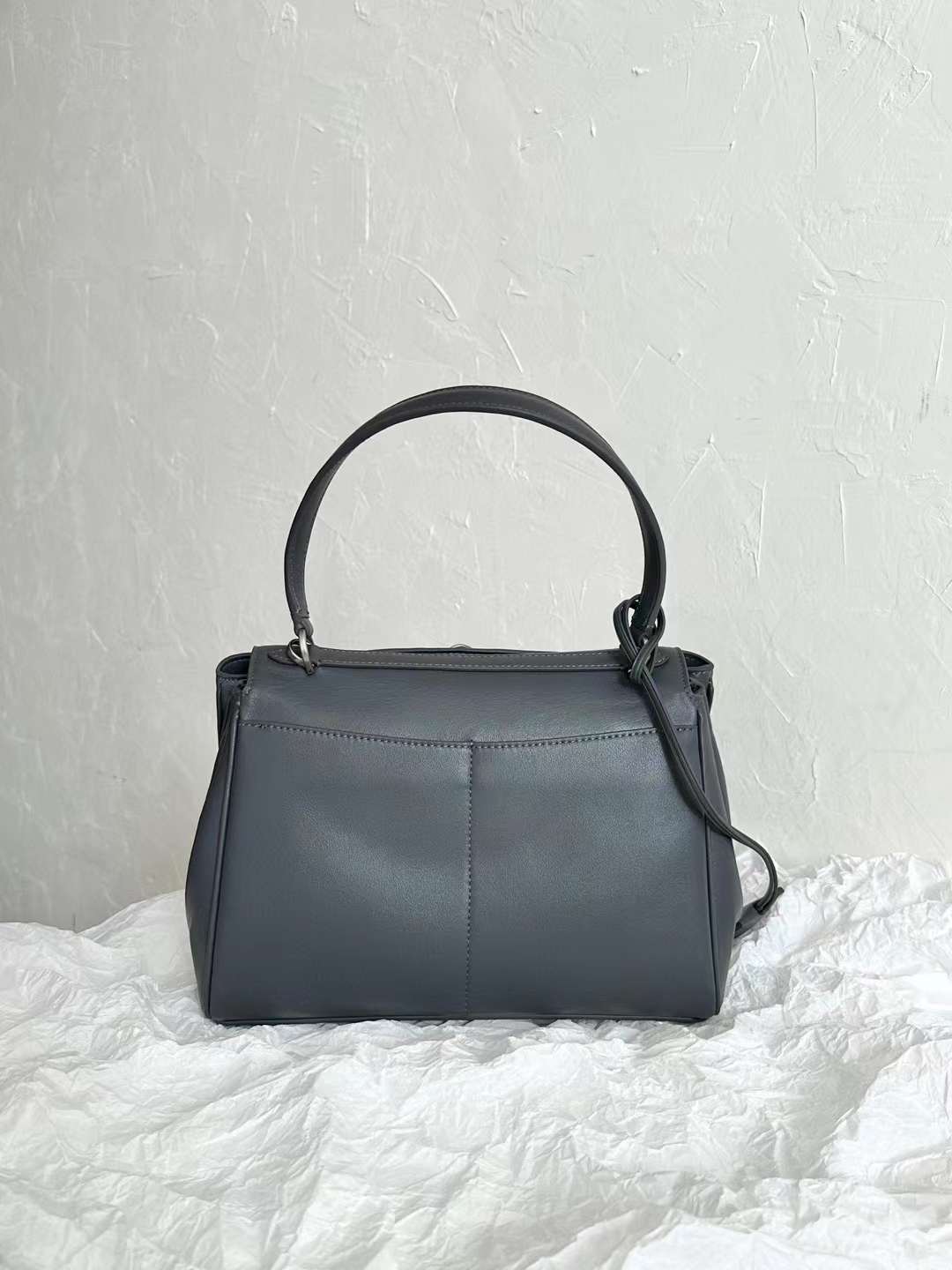 Balenciaga Rodeo Bag view 4