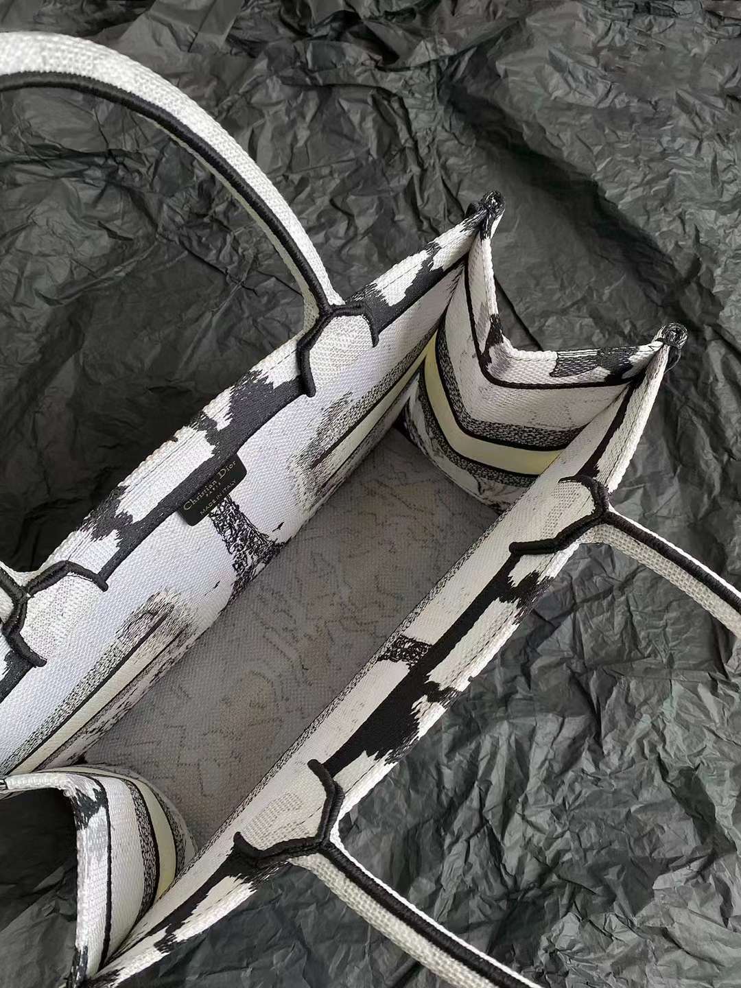 Dior Cd Book Tote Bag view 4