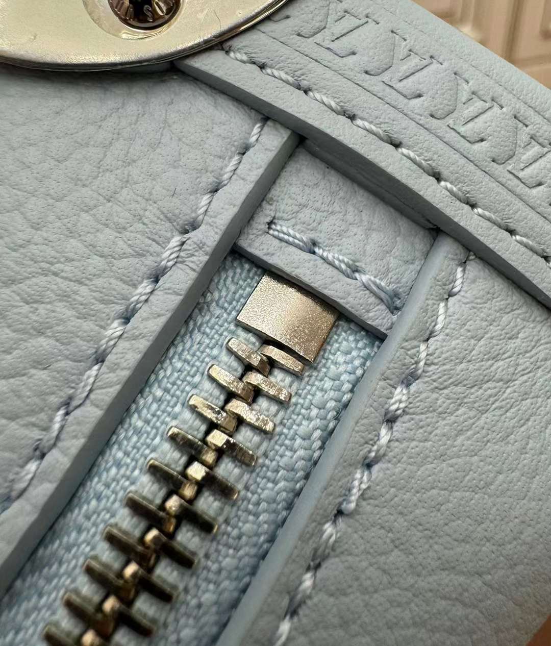Louis Vuitton Side Trunk PM M25067 view 9