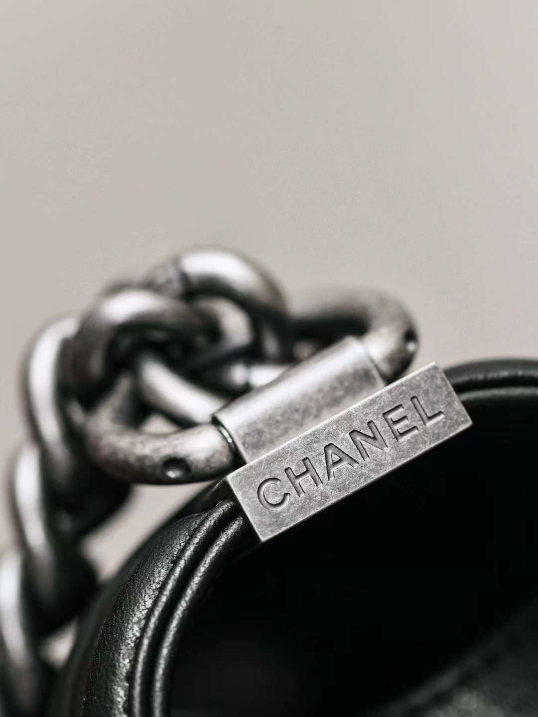 Chanel boy handbag view 15