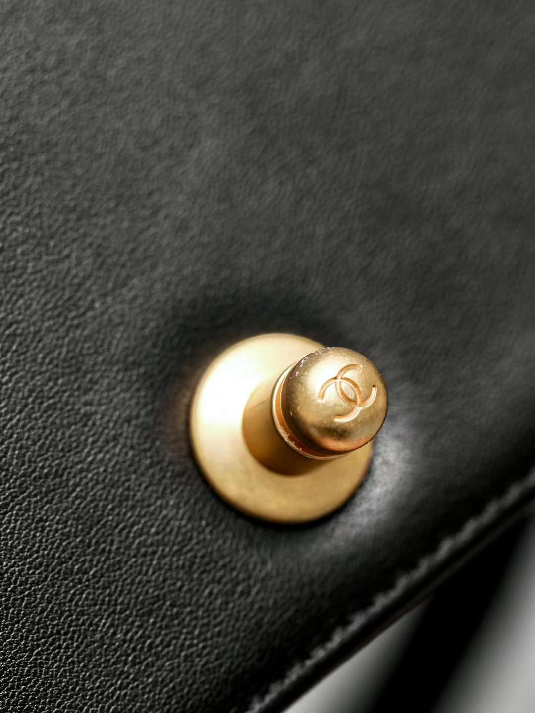 Chanel boy handbag view 6